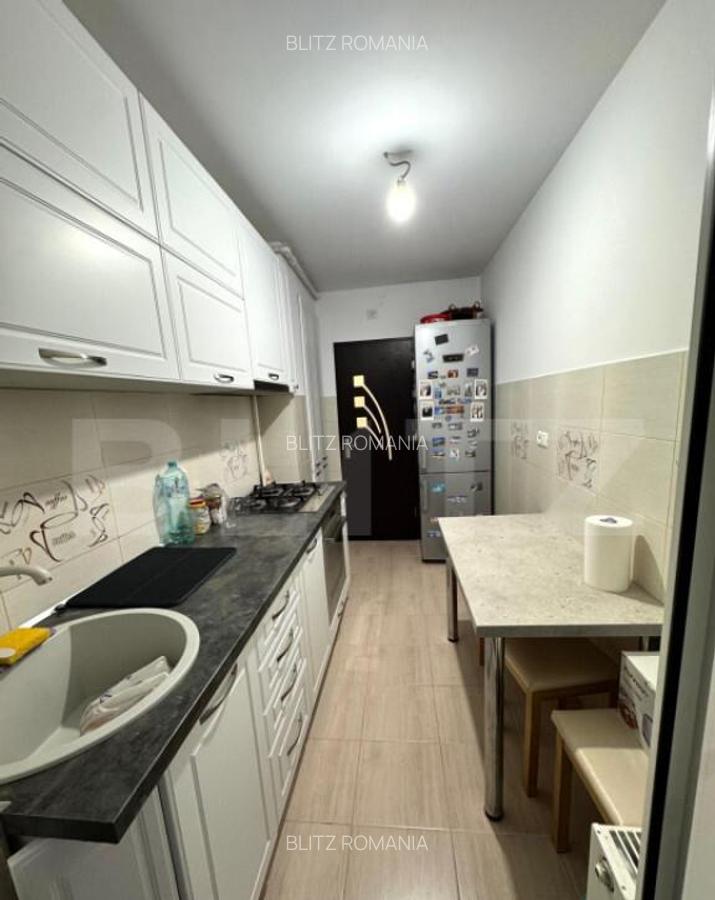 Apartament 3 camere, decomandat, etaj 1 Tractorul de vanzare - 4