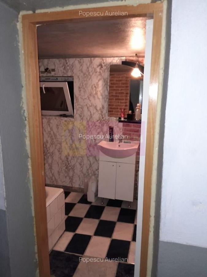 Branesti / IF - casa batraneasca din caramida cu teren de vanzare - 17