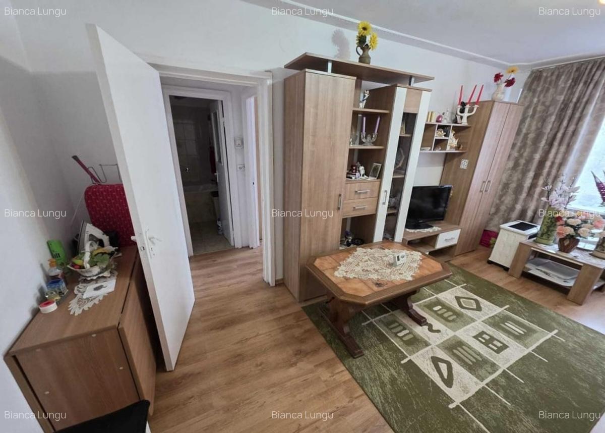 Vand apartament 3 camere-Astra - 2