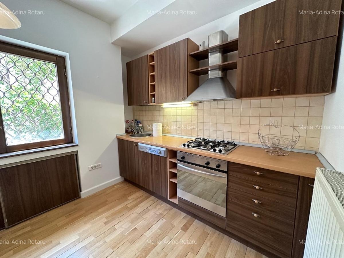 Apartament cu 3 camere de vânzare în zona exclusivistă Primăverii - 4