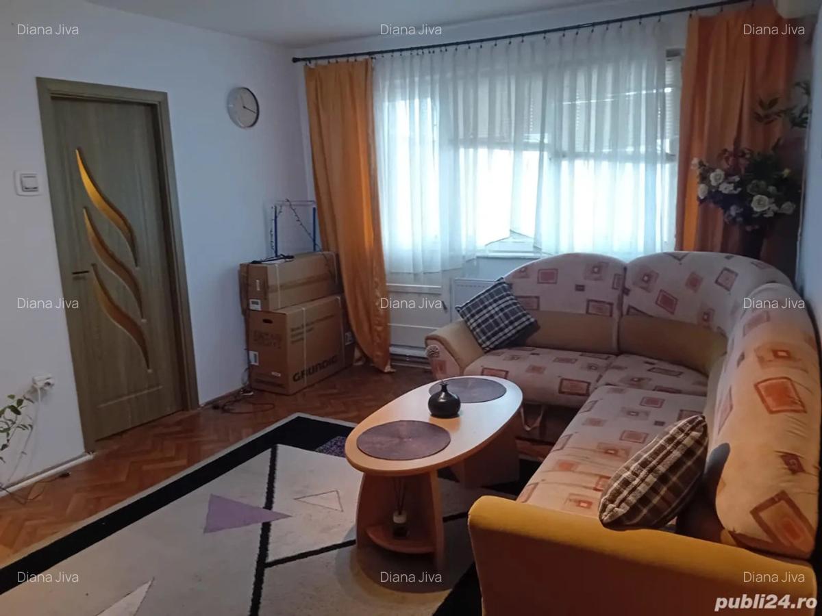 Proprietar vand apartament 3 camere, 2 balcoane, 1 minut de Spitalul Jude?ean - 4