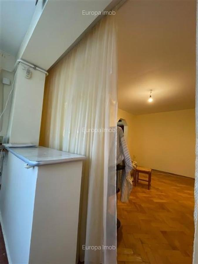 Apartament 4 camere de vanzare zona Alunisului -Tulcea - 3
