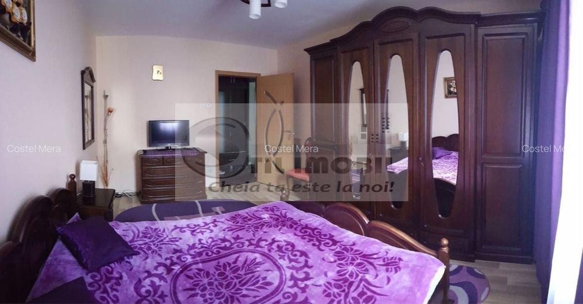 Apartament cu 3 camere semidecomandat în Podu Roș - 5