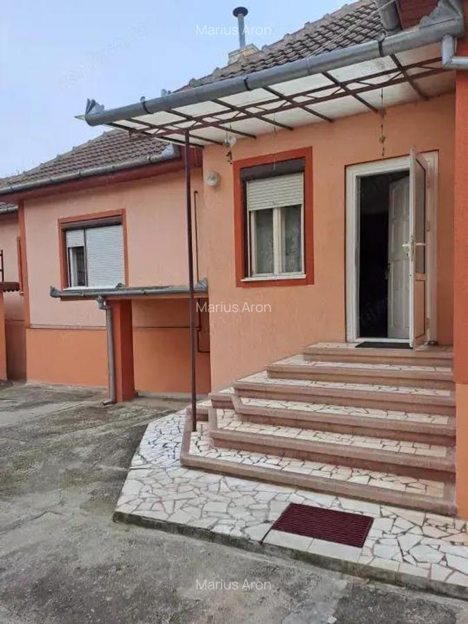 CASA DE VANZARE IN HD - 14