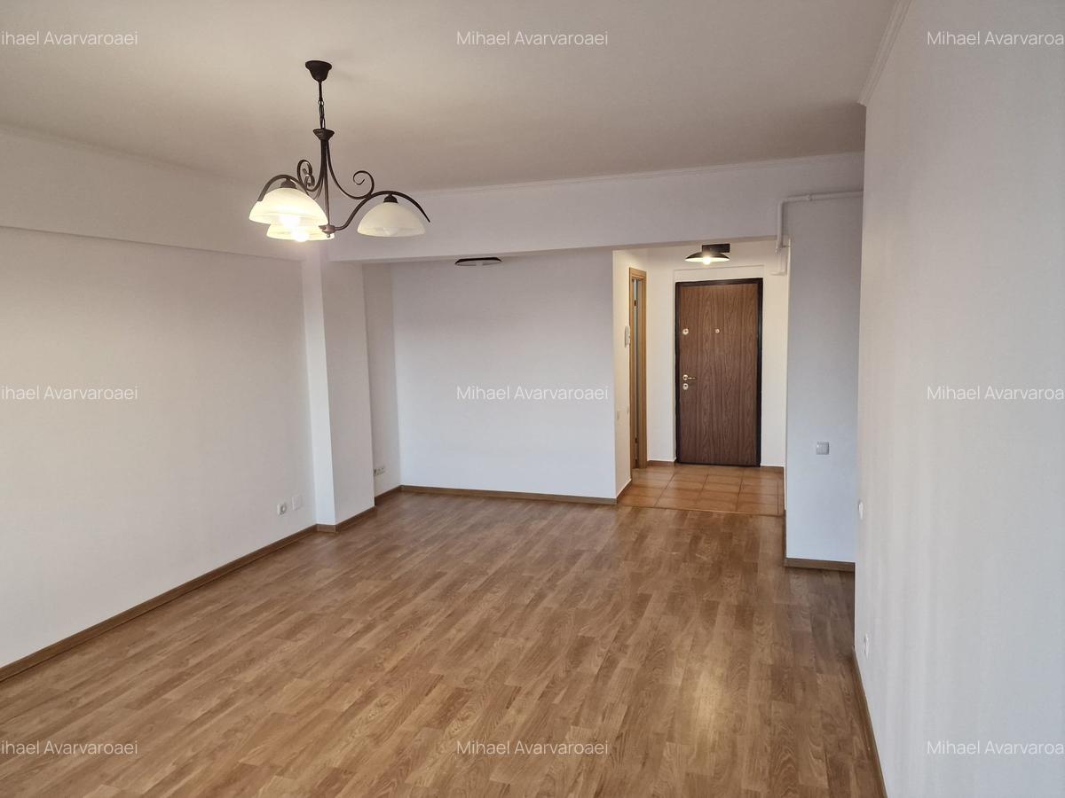 Apartament cu 2 camere decomandat în George Enescu - 9