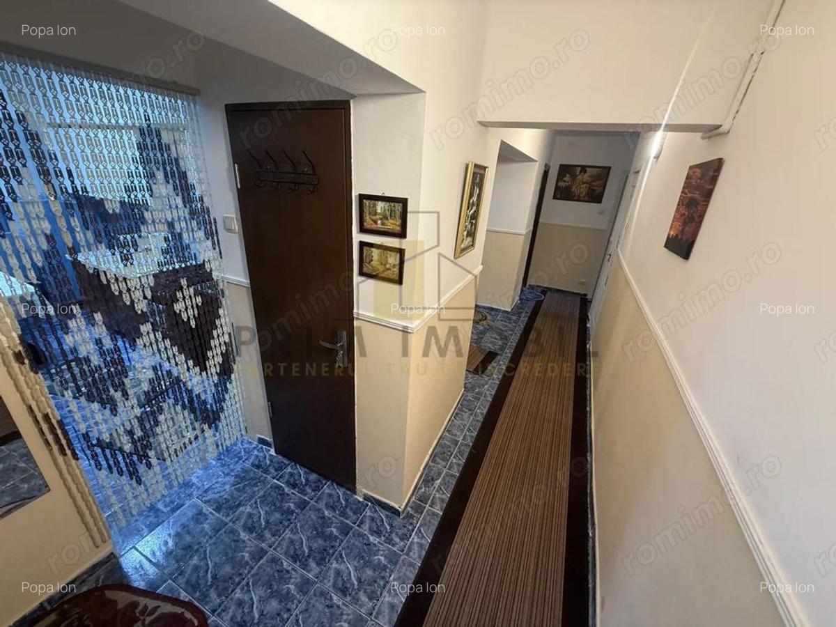 4 camere Decomandat Dacia, etaj intermediar, 1980 - 9 4 camere Decomandat Dacia, etaj intermediar, 1980 - 9