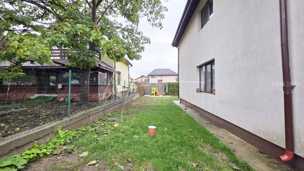 Stil, confort si liniste - casa perfecta pentru familia ta - 15