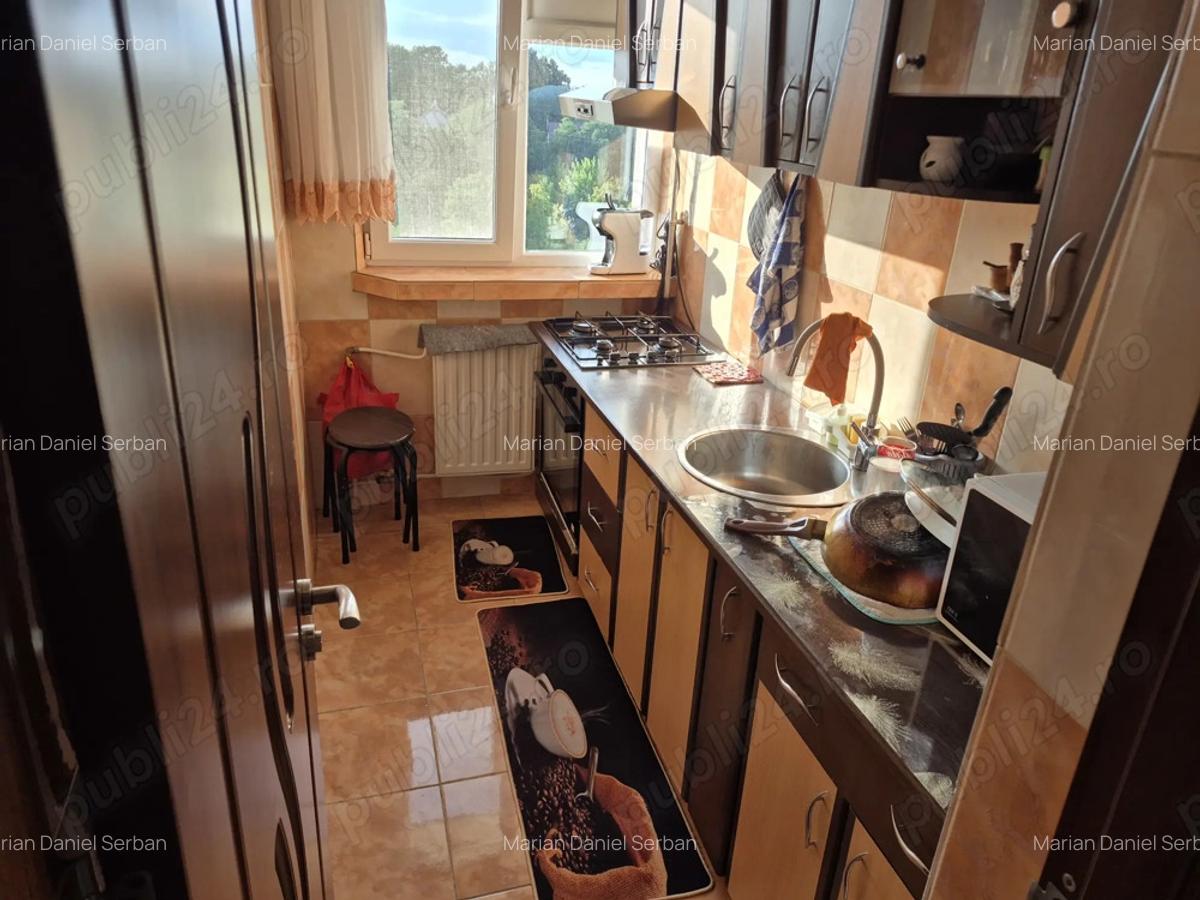 Apartament de vanzare - 3