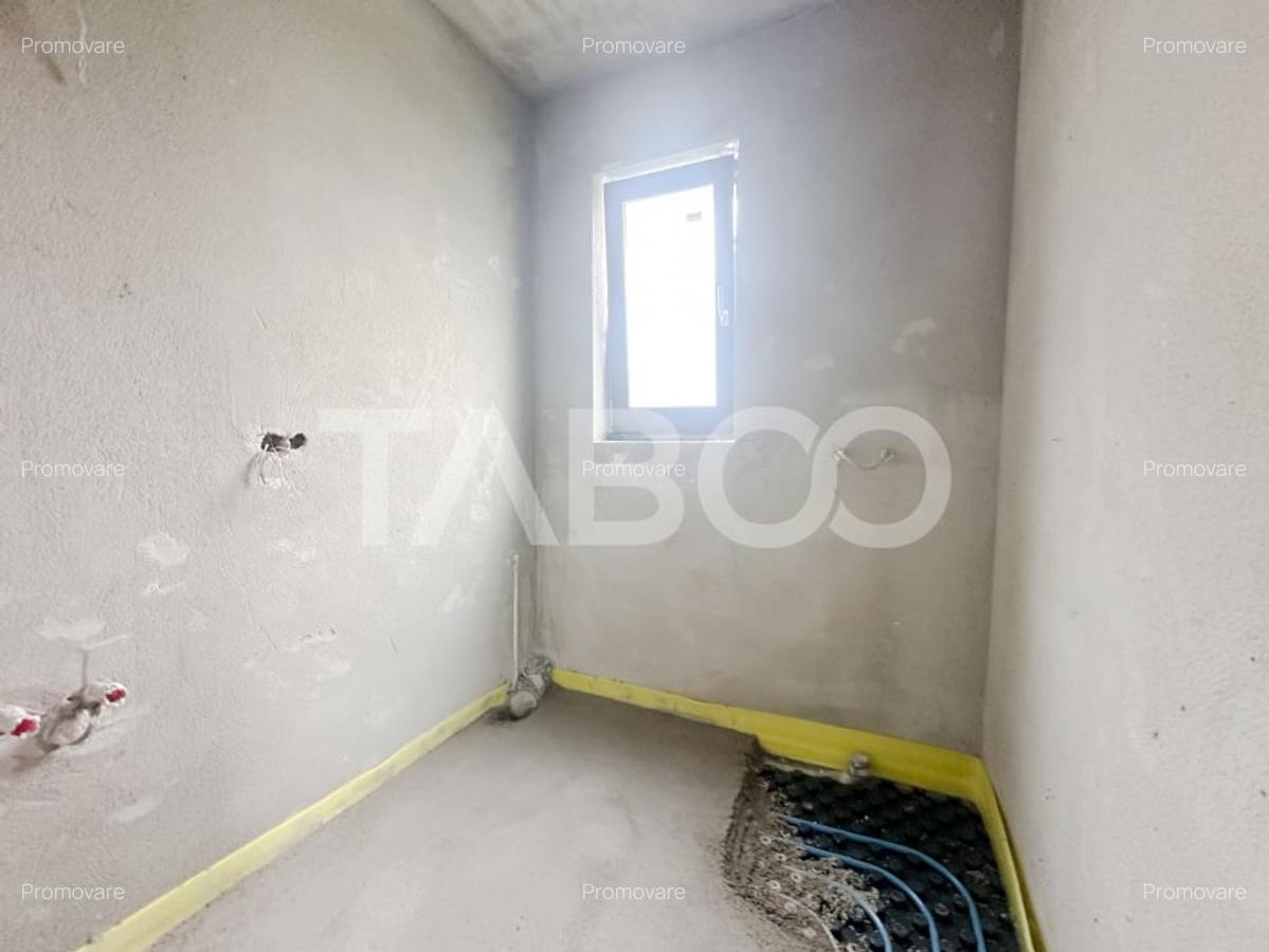 De vanzare duplex 200 mp utili semifinisat cu garaj in Floresti - 7