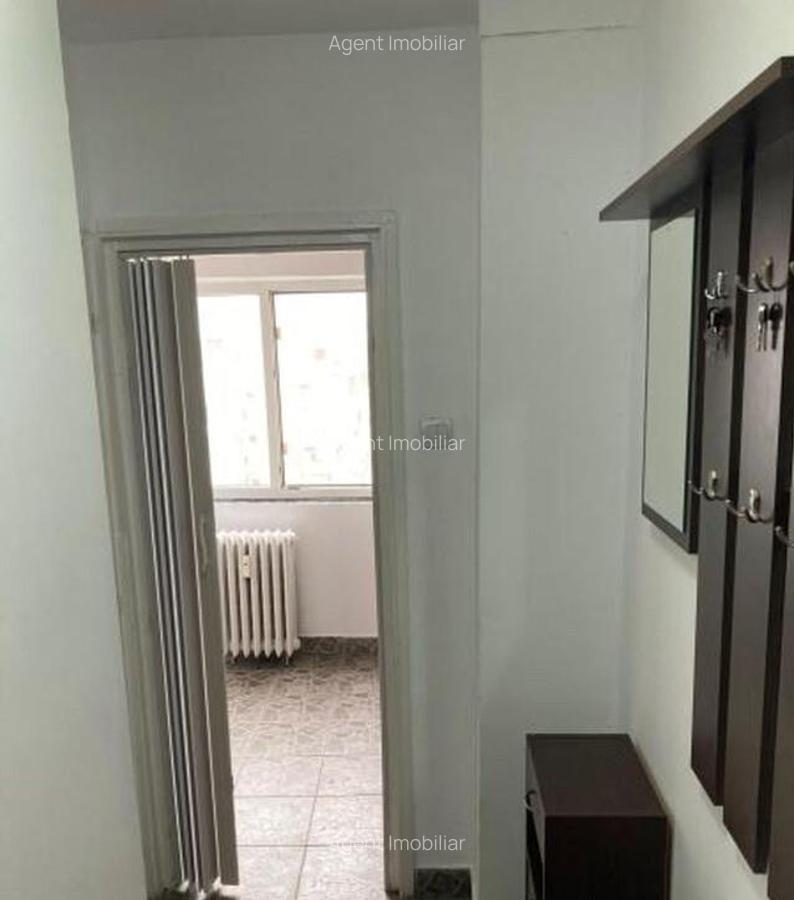 Dristor rond mihai bravu etaj 10 decomandat - 2