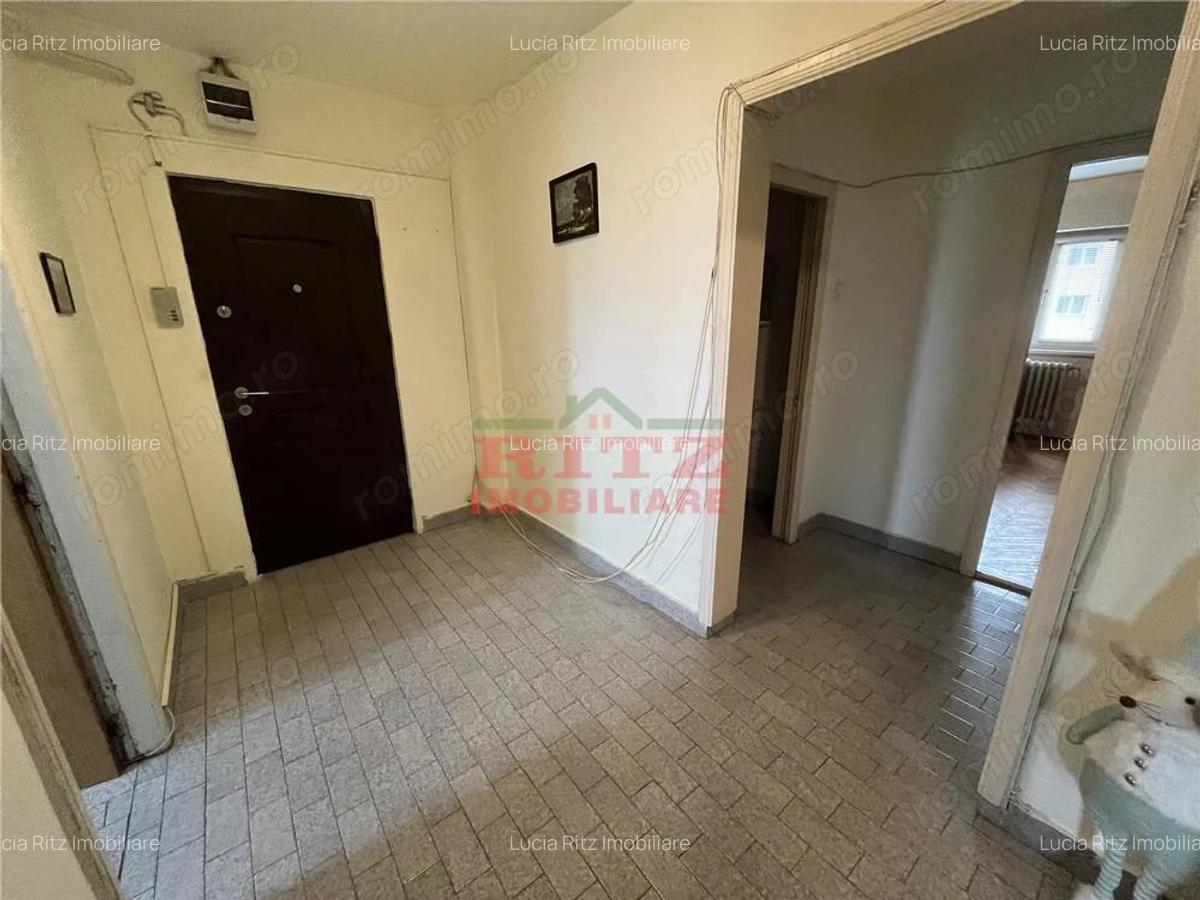 Nou! Ap. 3 cam., decom., et. 2, boxa, zona Scoala de Politie! - 7