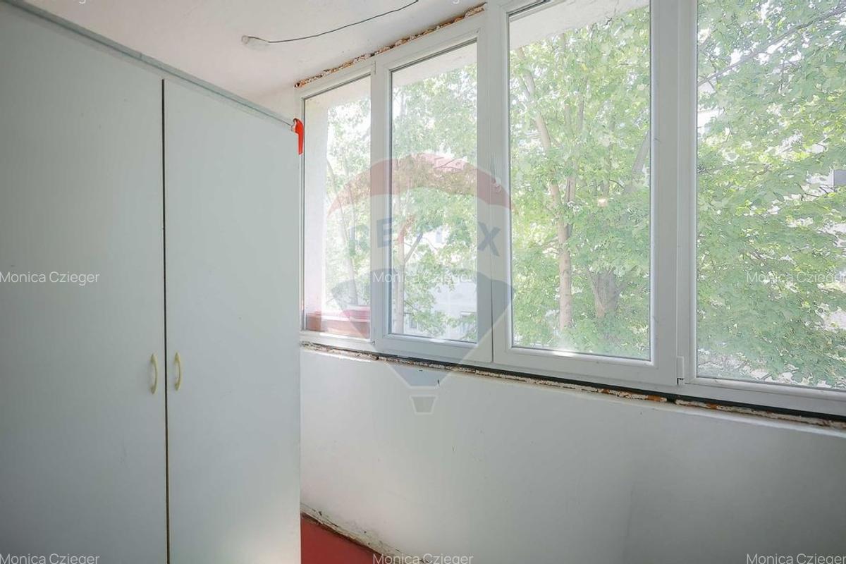 Apartament cu 3 camere semidecomandat, mobilat în Nufărul - 15