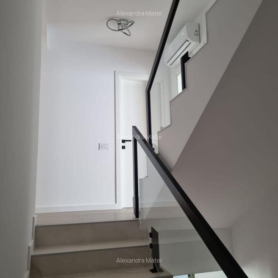 Vila tip duplex de închiriat - 5 camere - 11