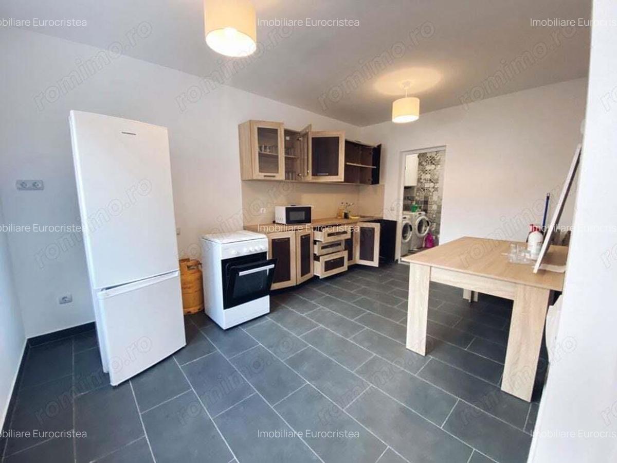 Pensiune P+1E de vanzare in Costine?ti , Jud. Constan?a - 7