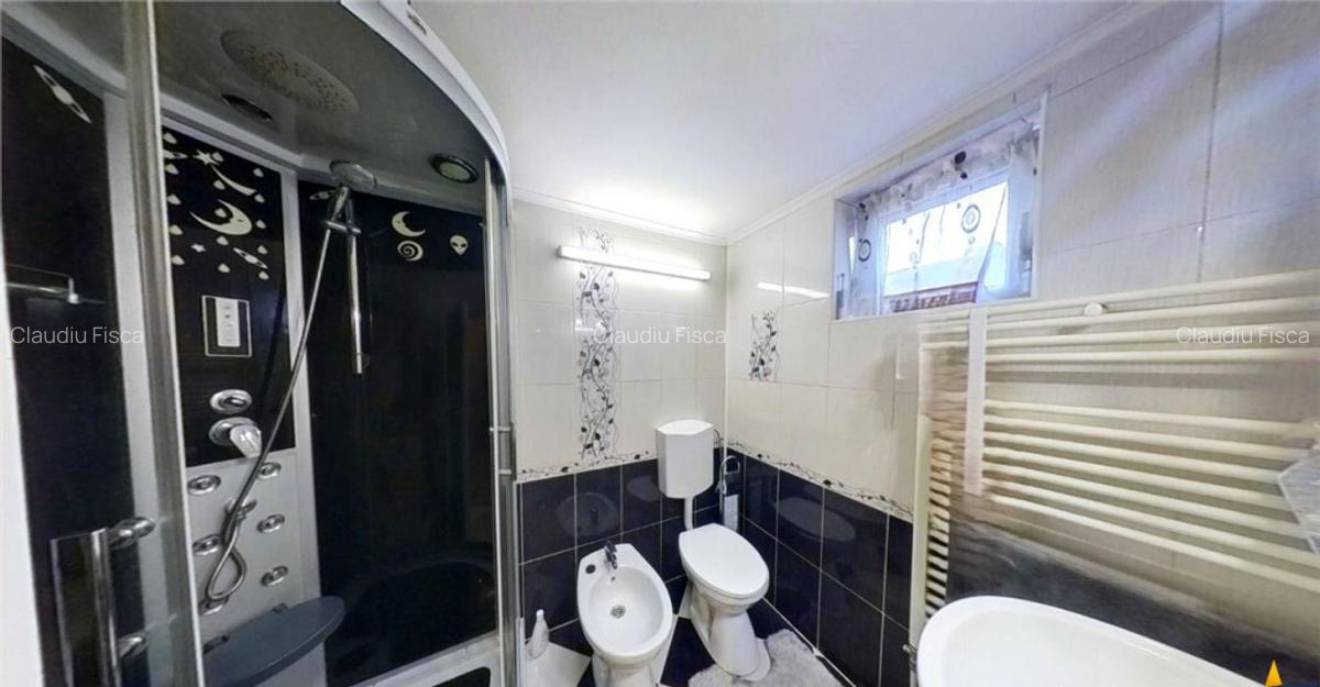 LIVE! Resedinta notabila, 5 camere, 2 garaje, limitrof 7 Noi - 11