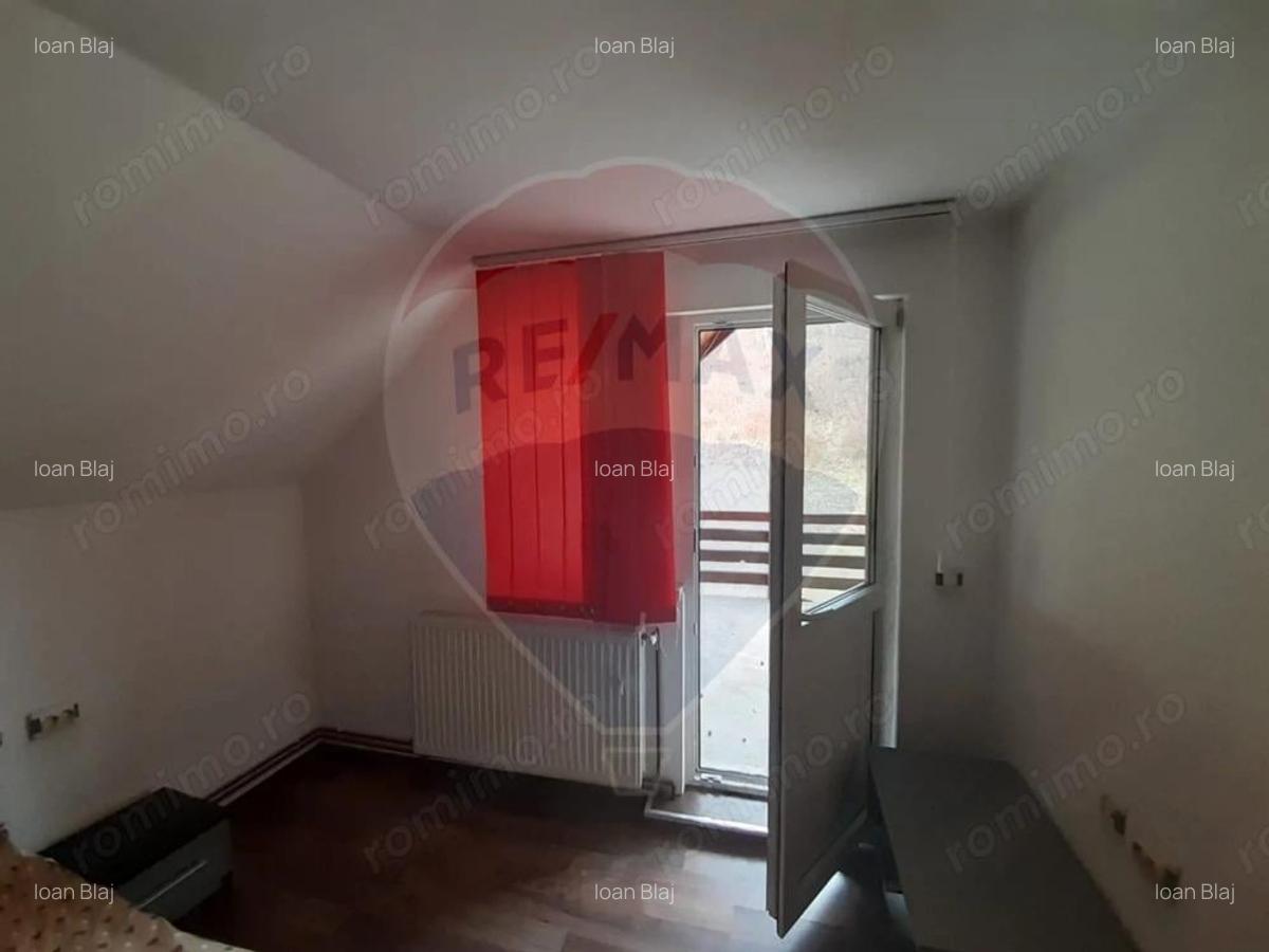 Casa / Vila cu 7 camere de vanzare in zona Bran-Tohanita - 15