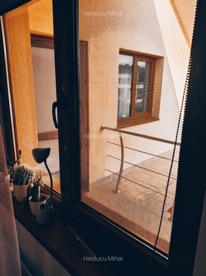 Casa / vila Bascov , mobilata / utilata , finisaje moderne ! - 19