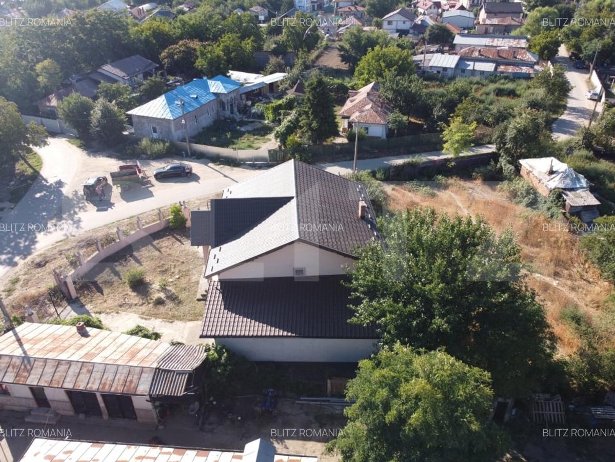 Casa la rosu, de vanzare, 250 mp, zona Slobozia Moara - 8