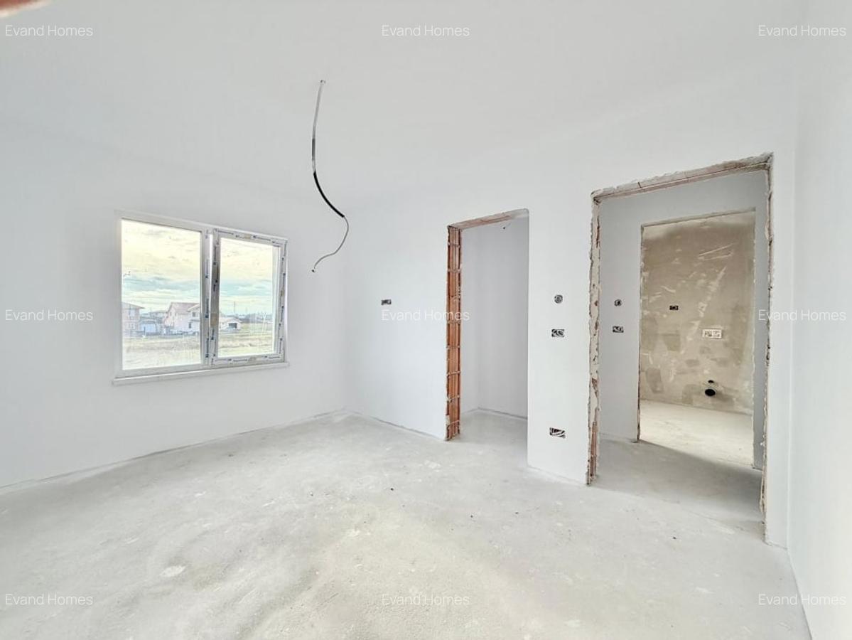 Duplex Individual 4 camere + toate utilitatile - Mosnita Noua - 13