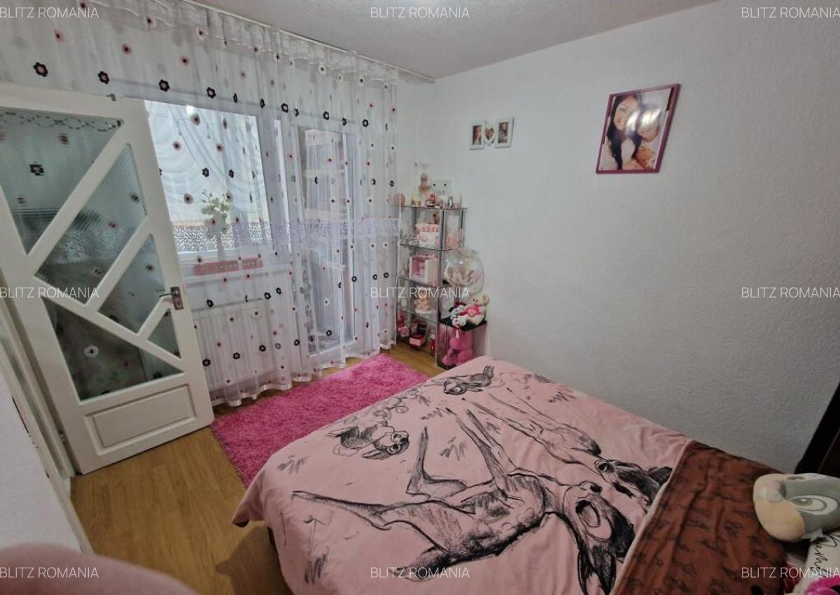 Apartament de vanzare, cu 2 camere, 41 mp, zona Regele Ferdi - 5