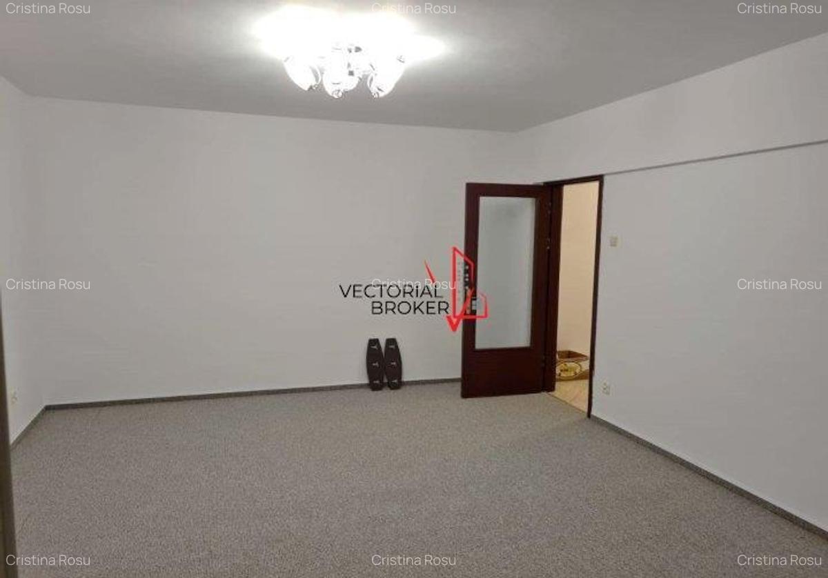 2 camere Coposu, locatie excelenta,7 minute metrou - 1