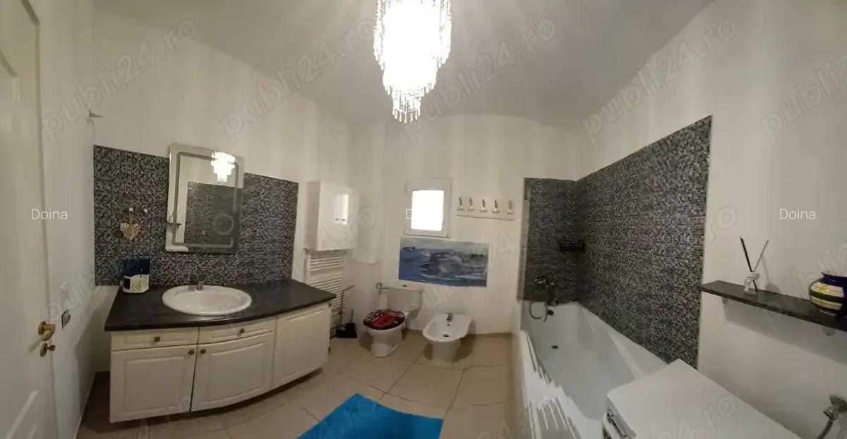 Vila cu piscina si Pensiune Turistica la 600m de mare - 8