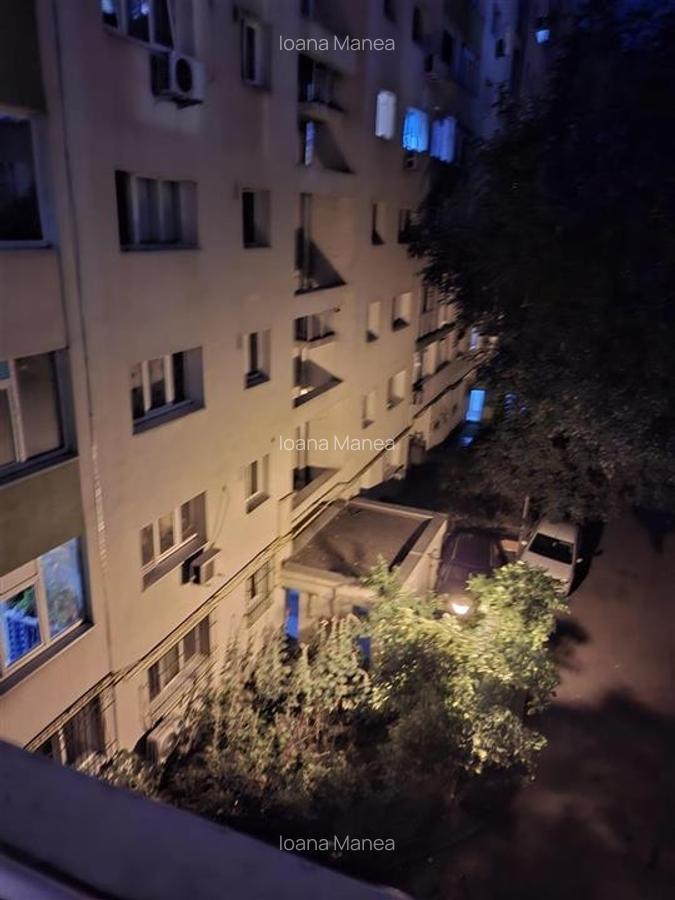 Vanzare apartament 2 camere | Iulia Hasdeu | et 3 | renovat | 55 mp utili | Bloc - 23