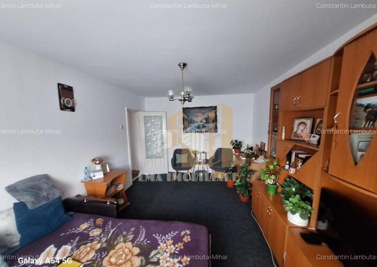 Apartament 2 camere decomandat Strada Bronzului Tractoru Bra - 3