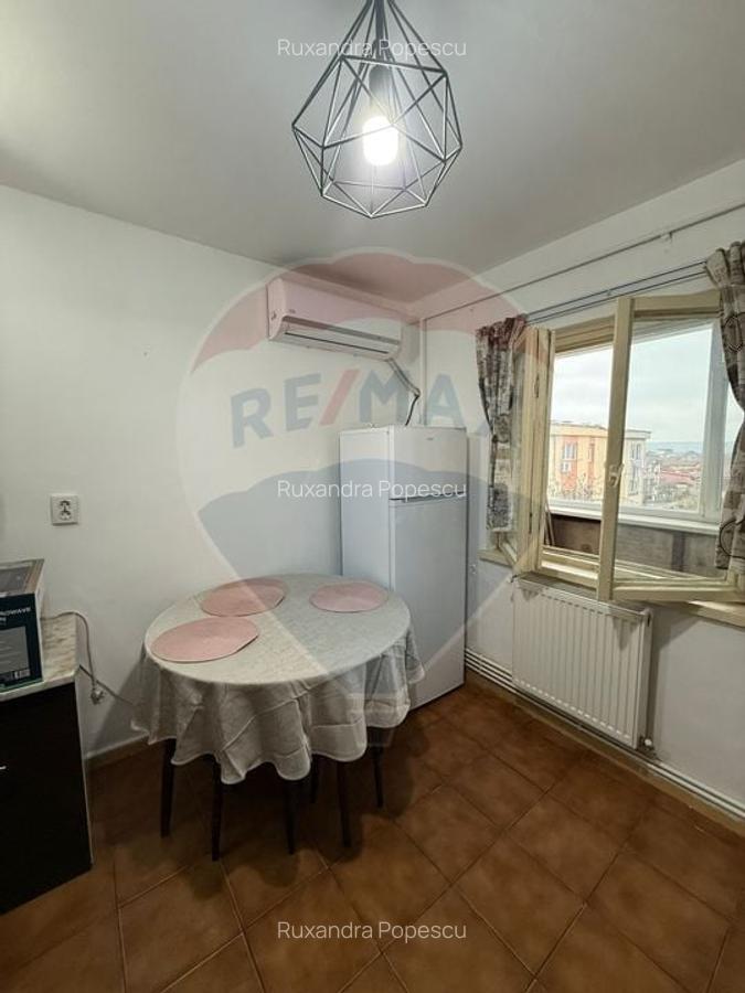 Apartament cu 2 camere de inchiriat in zona 1 Mai - 10