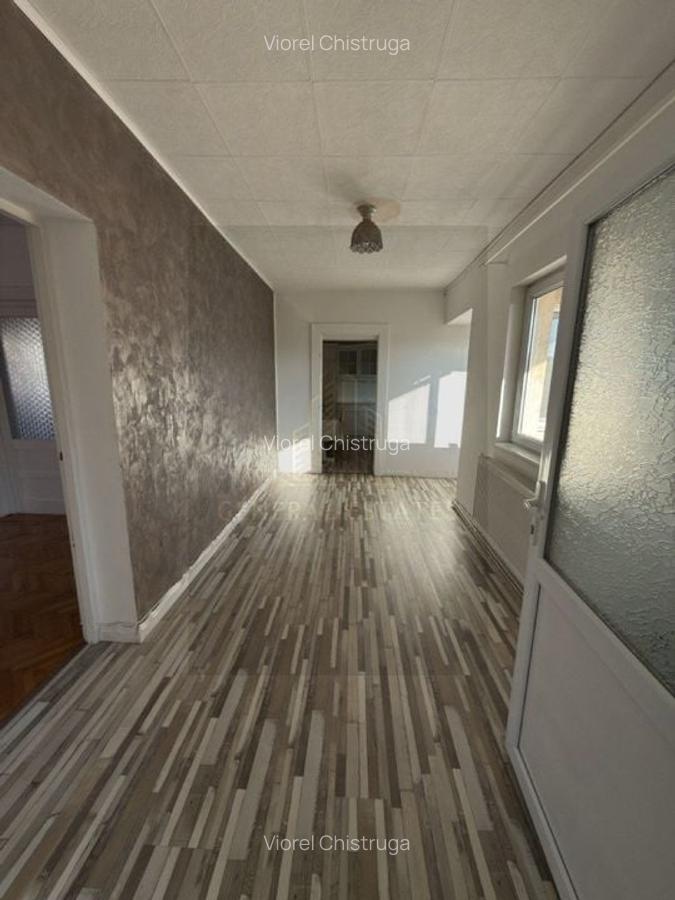 Apartament spatios cu 3 camere - 5