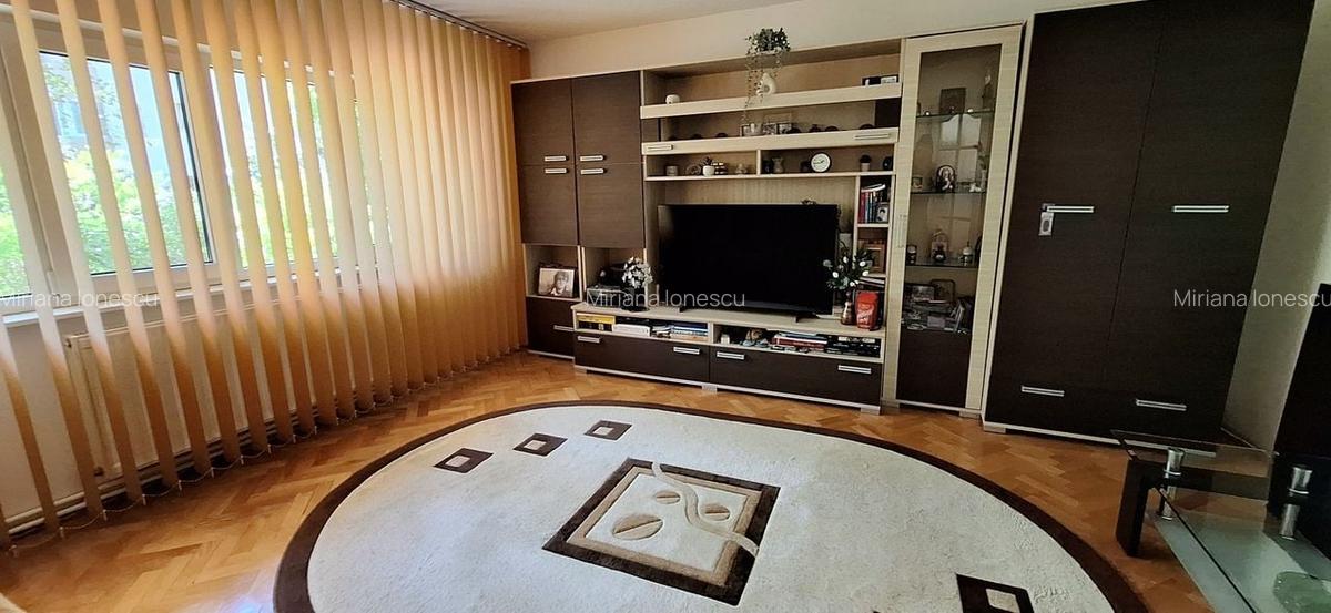 Apartament renovat cu 3 camere - zona Andrei Saguna - 5