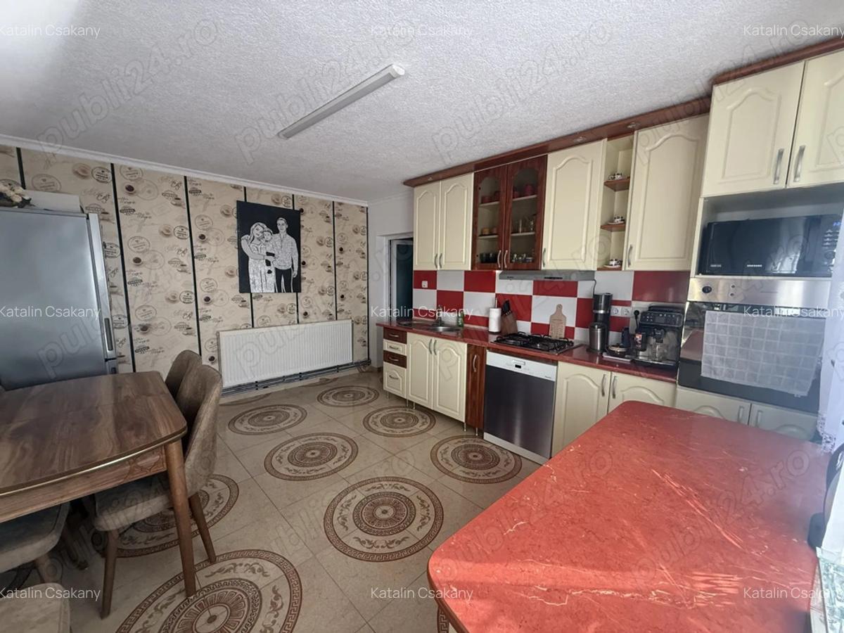 Casa de vanzare,Ciumesti - 10