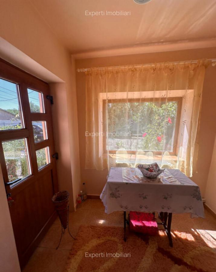 Casa in centrul Cobadinului - 25