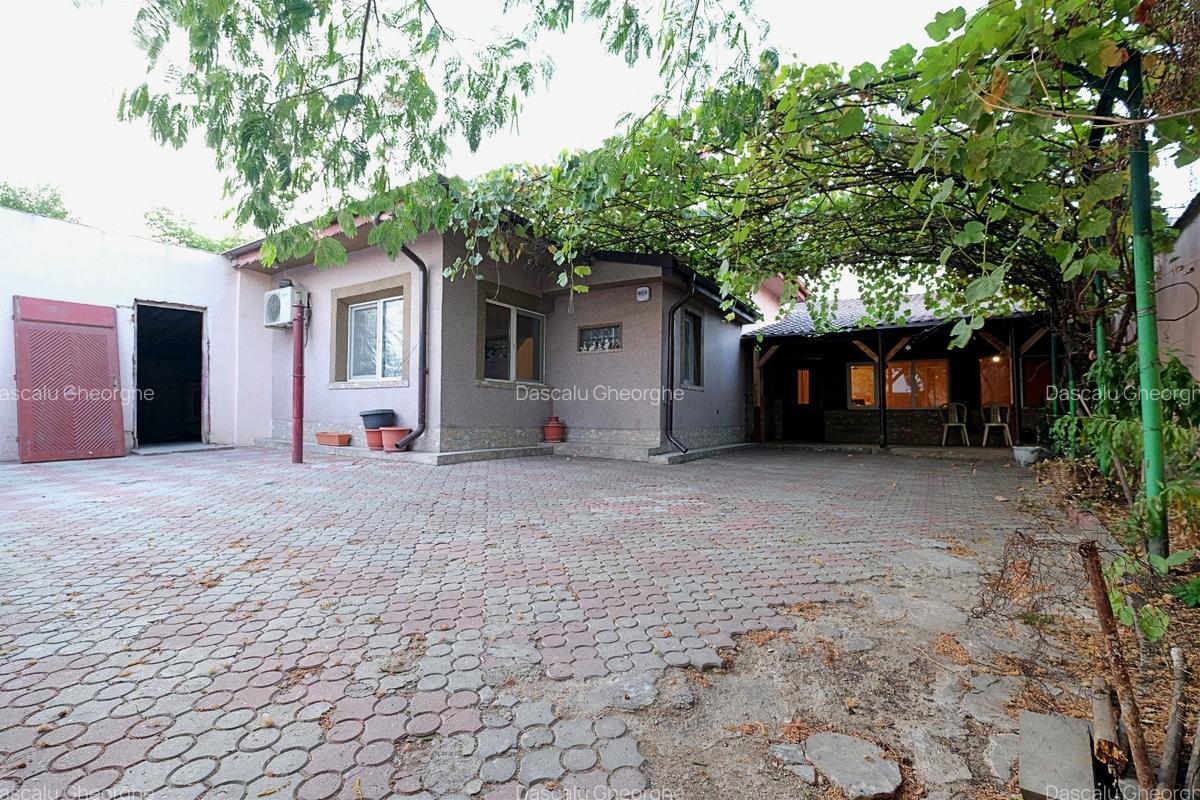 TEI TOBOC - Petricani, casa exceptionala din caramida, 4 camere si 200 mp. teren - 1