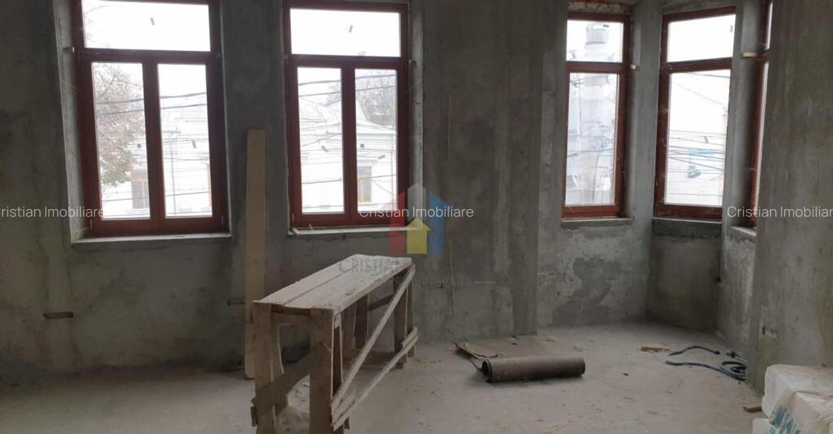 Conac Boieresc P 1 Ultracentral teren 466 mp pe colt deschid - 32