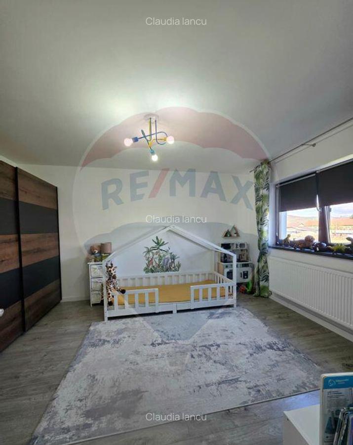 Casa noua Strada Aviatorilor Medias - 12