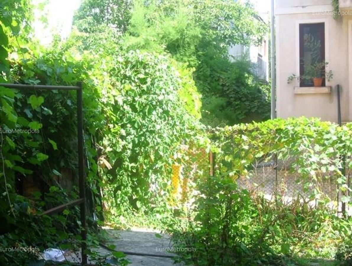Casă cu 4 camere în Dorobanți - 1