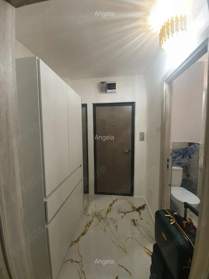Inchiriez Garsoniera 33 mp in Circumvalatiunii langa GymOne, Etaj 6 de la Proprietara. libera - 6 Inchiriez Garsoniera 33 mp in Circumvalatiunii langa GymOne, Etaj 6 de la Proprietara. libera - 6