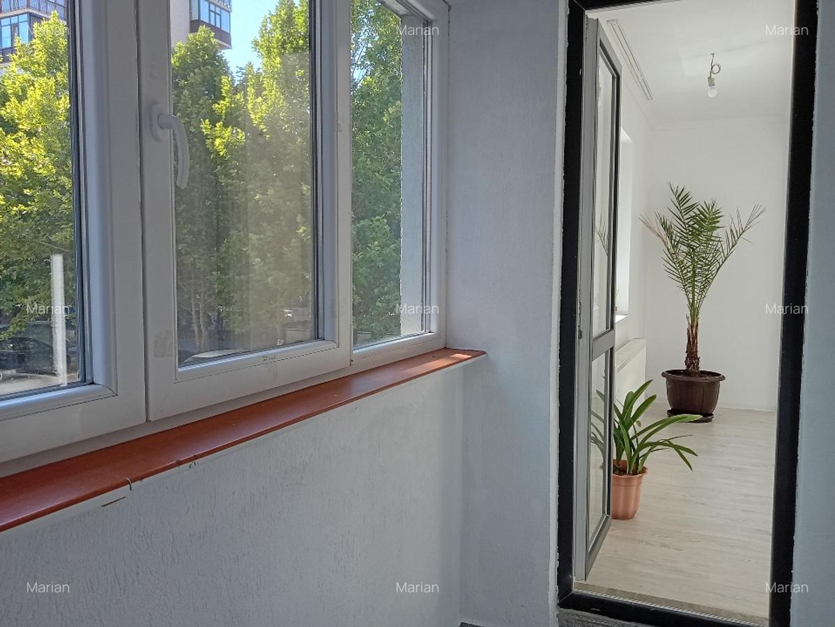 Proprietar vandv3 camere bloc Avangarde City Militari Residence - 8