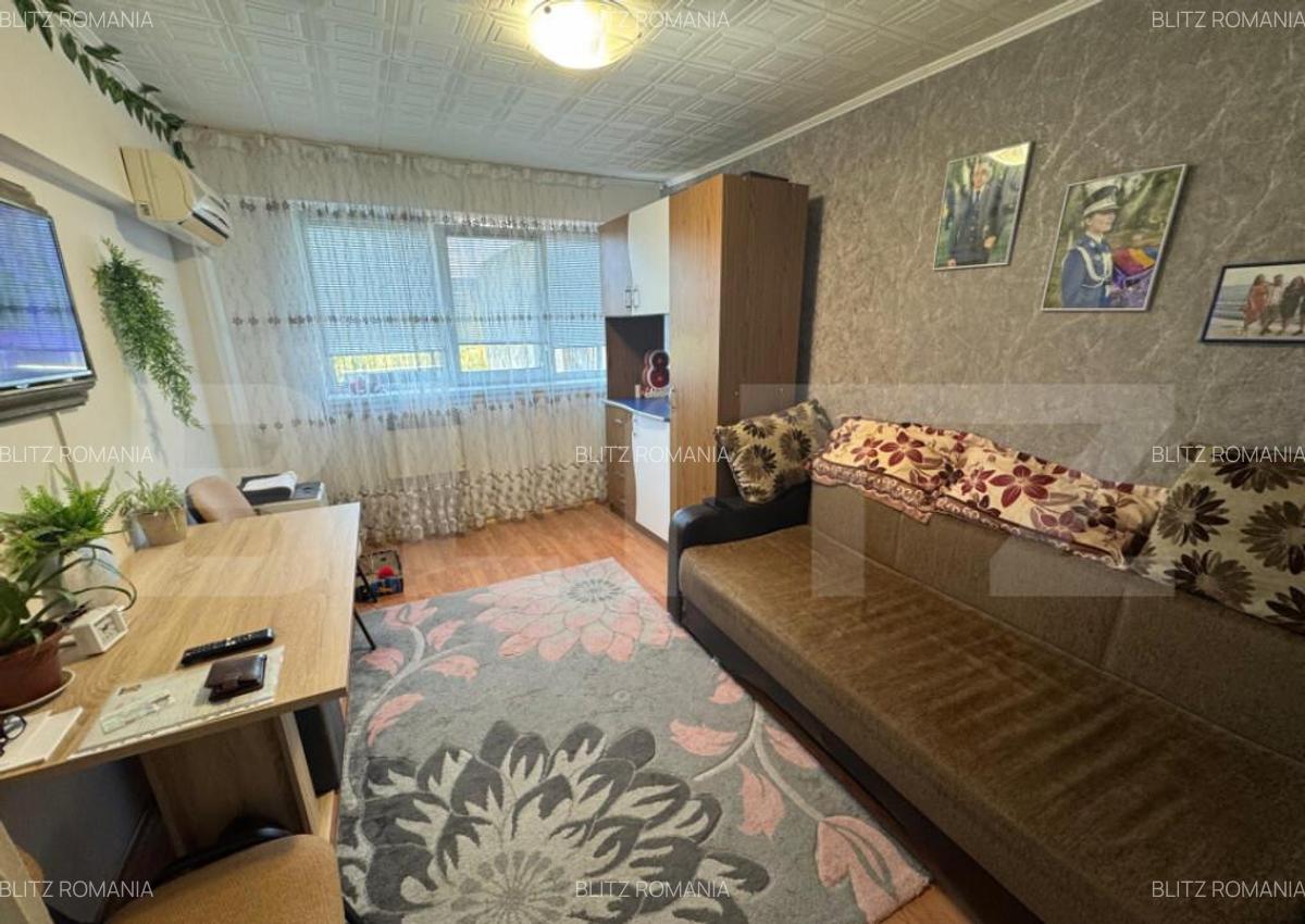 Apartament 3 camere, 50 mp, zona Stadionului Valea Rosie - 1