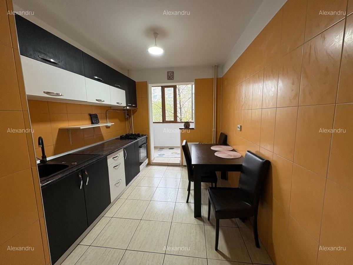 Vanzare 3 camere Crangasi - 2