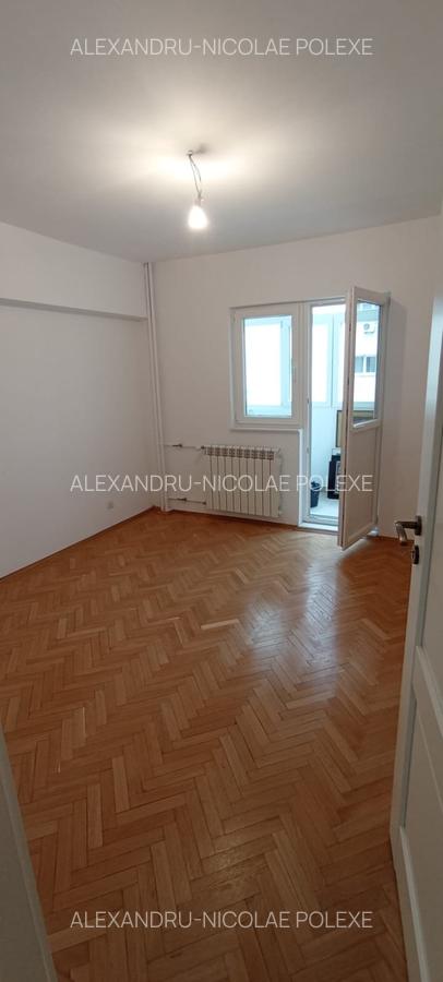 Birou 4 camere decomandate etaj 2 cladire dupa cutremur Universitate metrou - 12