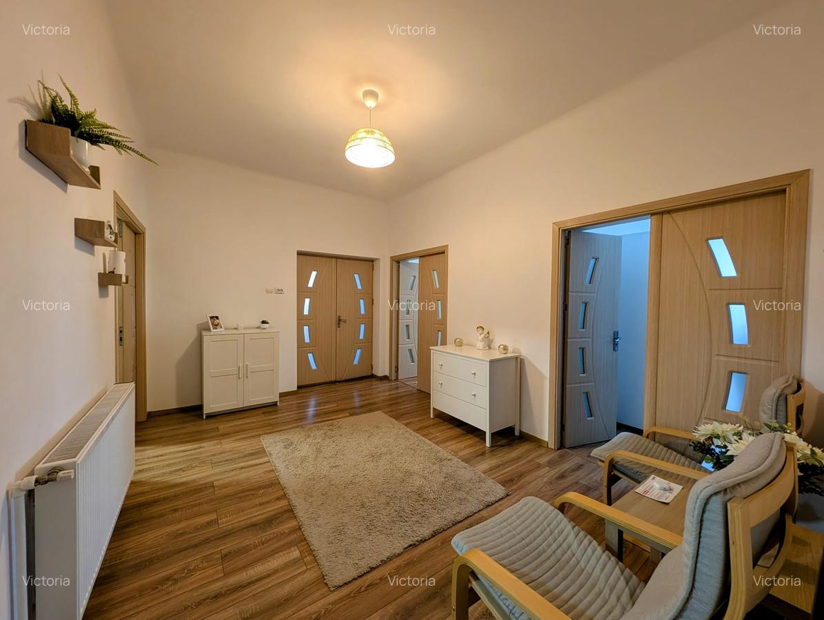 Plevnei-Casa Radio eleganta/robusta,9cam.D+P+E+M,renovata,curte generoasa,metrou - 4