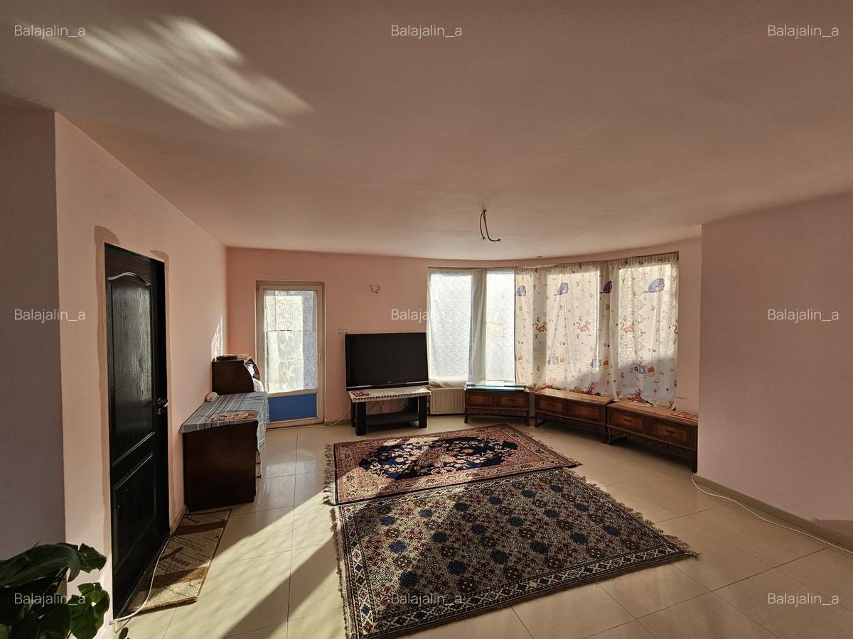 Casă mare, 400 mp utili, P+E+M, Timișoara, zona Mehala, comision 0% - 2