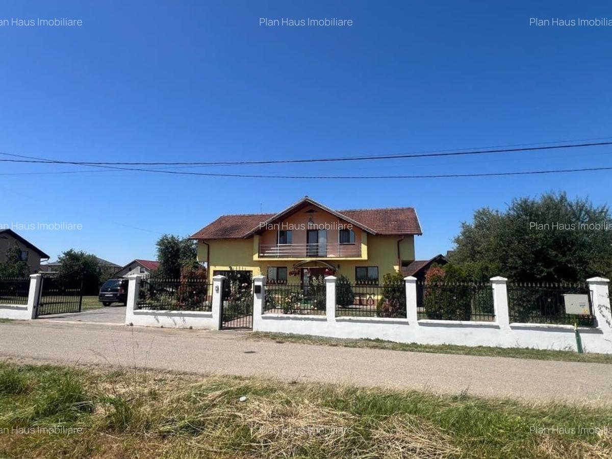 Exclusivitate ! Casă individuală parter+ mansardă  în Săsar ,12 ari de tere - 2