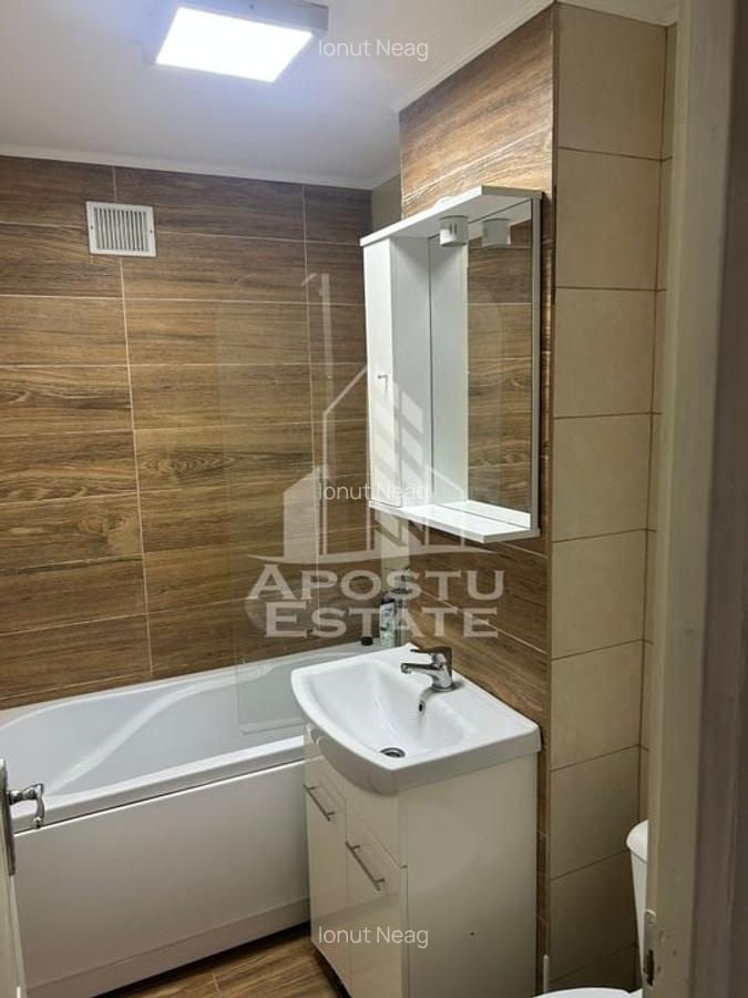 Apartament cu 3 camere, centrala proprie, zona Sagului - 6