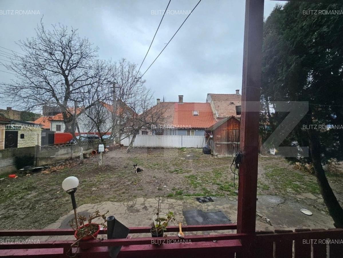 Casa de vanzare in centru orasului - 11