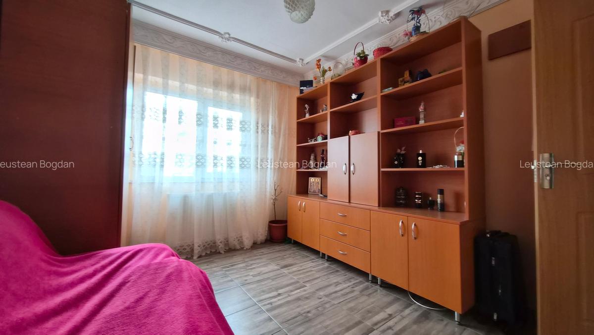 Km 5 - ap 3 cam , et 2/4 , partial mobilat (centrala gaze ) - 7