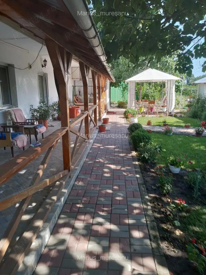 Casa cu teren Munteni, Galati. 8 km de Tecuci - 2