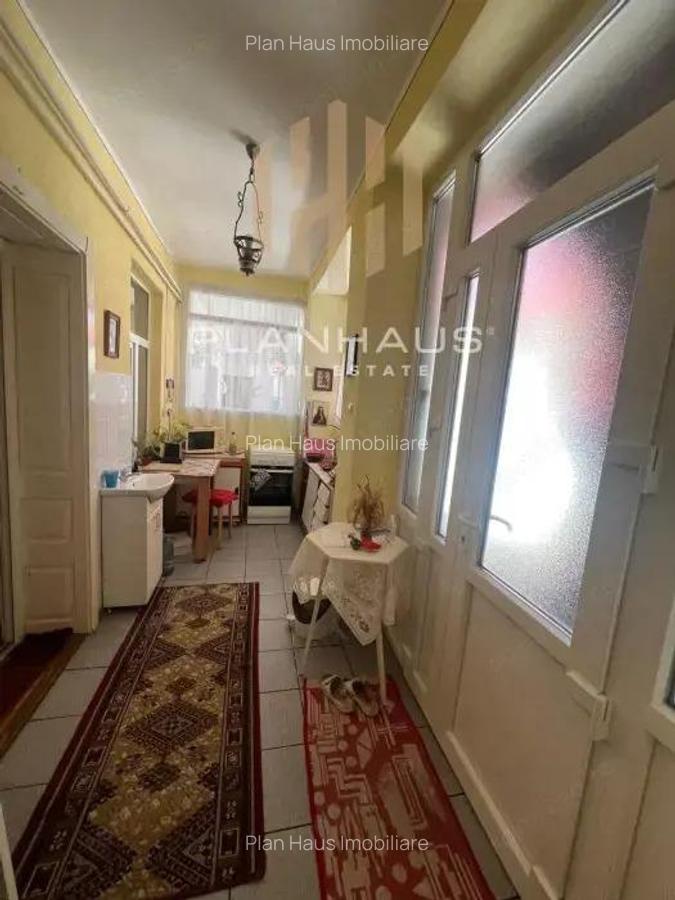 Apartament la casa ,3 camere , Centrul istoric Piata Pacii - 9